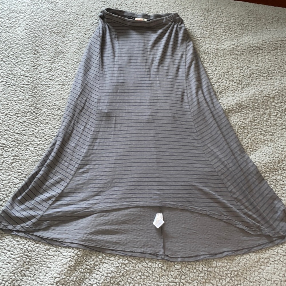 Sundry hi low skirt size 2 NWT